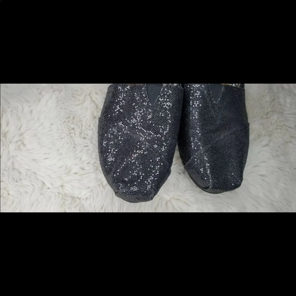 Tom’s W size 6 Sparkly Black Fabric Slip On - Picture 5 of 6
